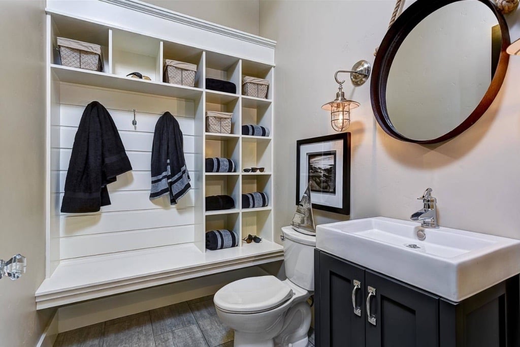 custom-bathroom-transitional-bench-two-tone-1024x683-1