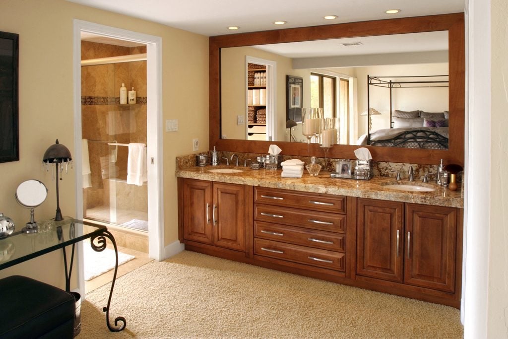 custom-bathroom-transitional-stain-stone-quartz-1024x683-1-3